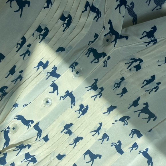 Maeve Horse Button Up from Anthropologie - Picture 4 of 7